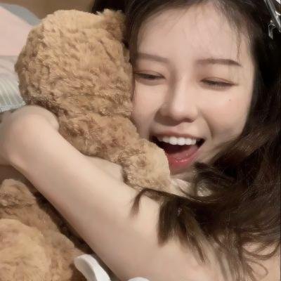 黄桷树下的孩子们